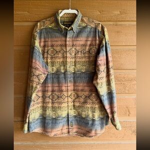 Vintage WOOLRICH men’s western Aztec stripe button down long sleeve shirt XL